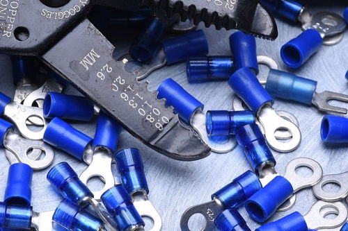 如何選擇優質的汽車易損件汽配加盟品牌